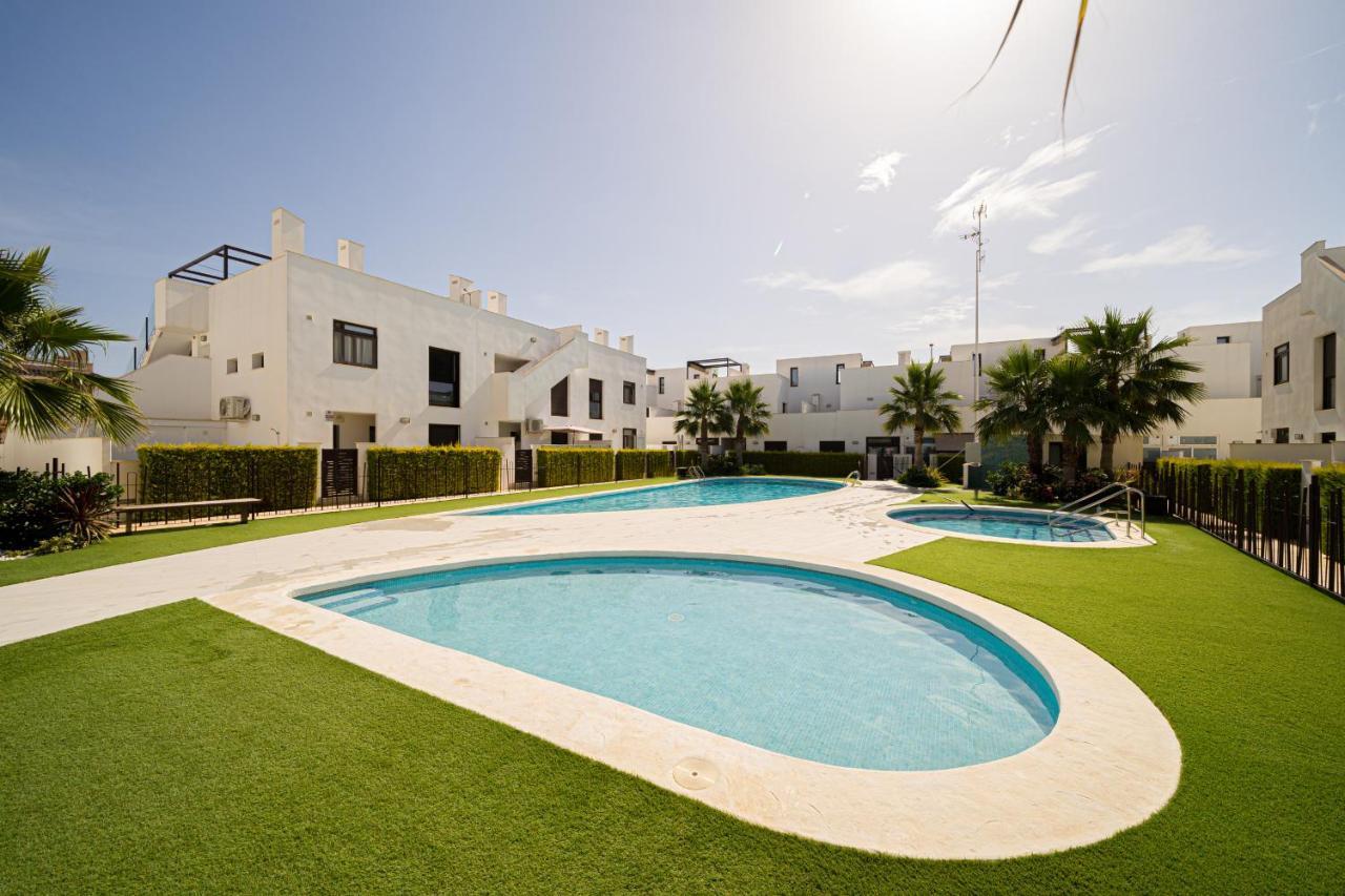 Zanzibar Apartment Pilar de la Horadada Exterior photo